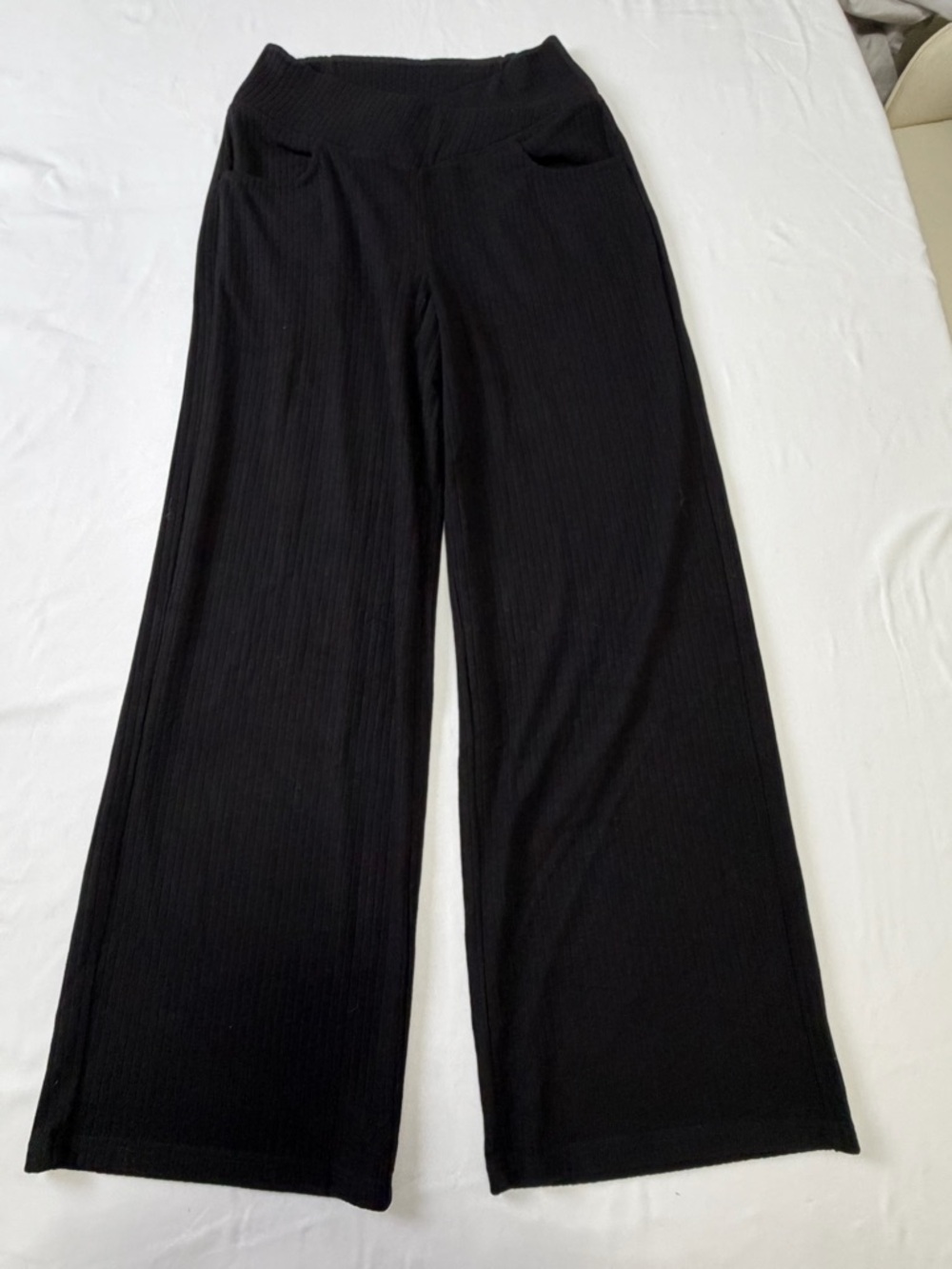 HALARA Black Ribbed Wide-Leg Pants